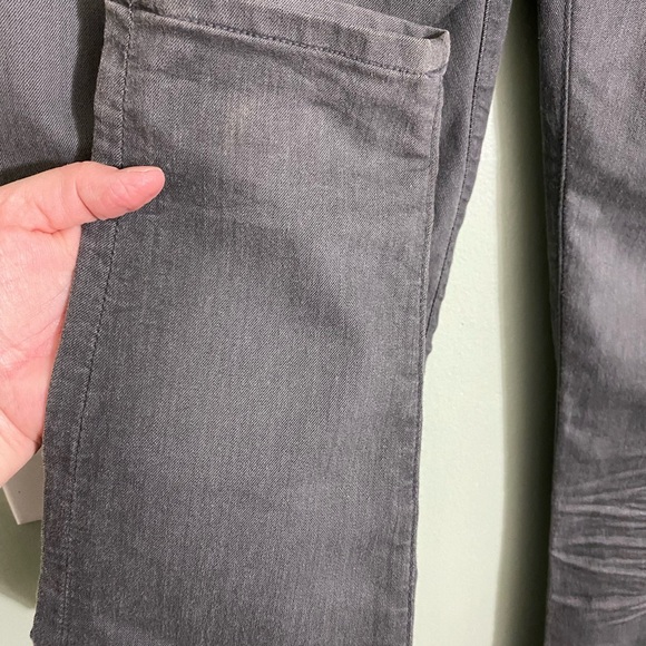 NWOT CITIZENS OF HUMANITY SKINNY JEANS SIZE 30 Color- GRAY - Picture 7 of 10